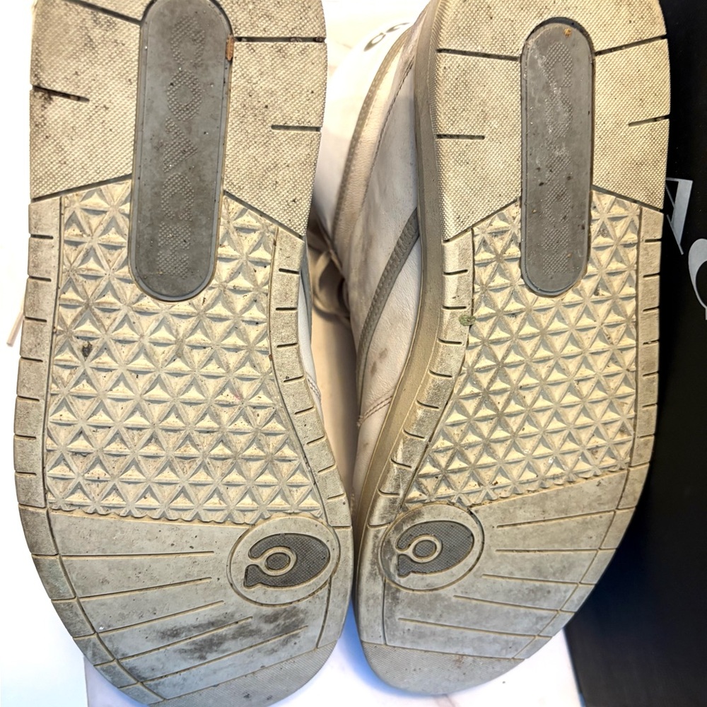 Coach Intentionally Distressed High-Top Men’s Sneakers - Box Included - Picture 6 of 6